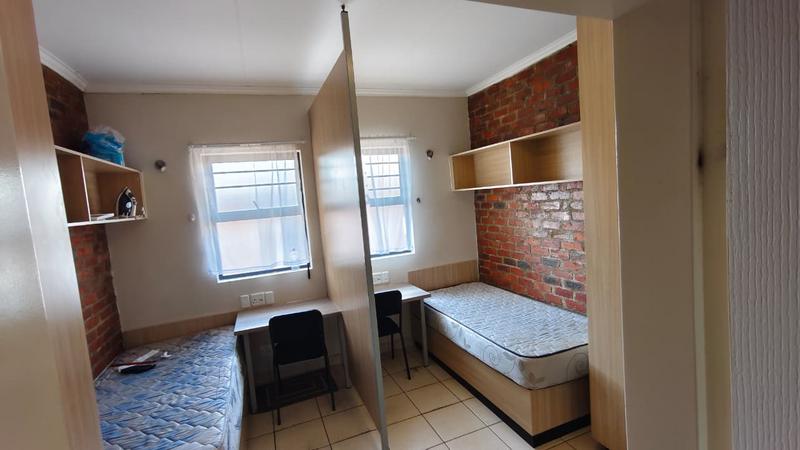 To Let 2 Bedroom Property for Rent in Die Bult North West
